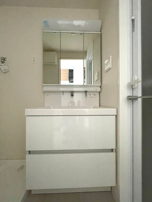 物件内観写真16　(洗面)