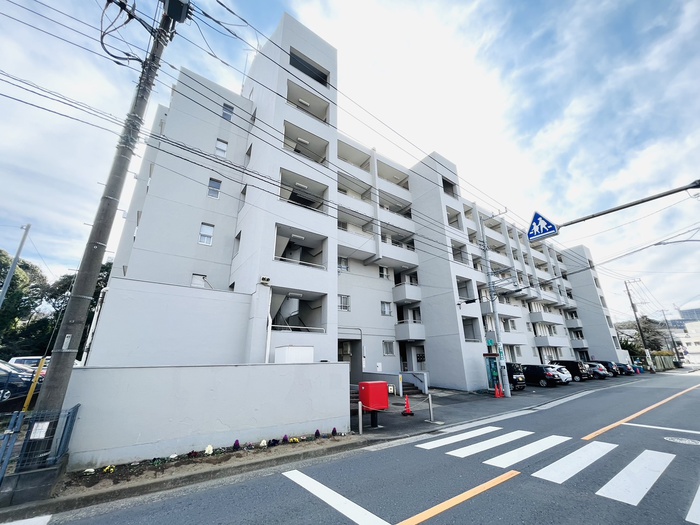 三ツ沢住宅B棟（105）