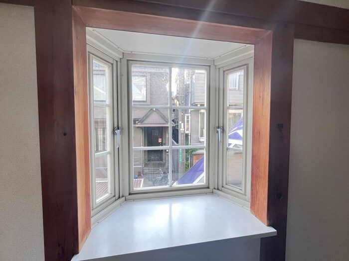 物件内観写真18　(室内からの展望)