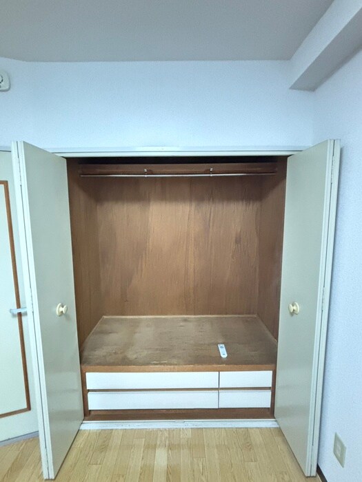 物件内観写真9　(収納)