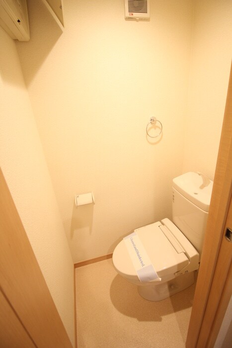 物件内観写真12　(トイレ)