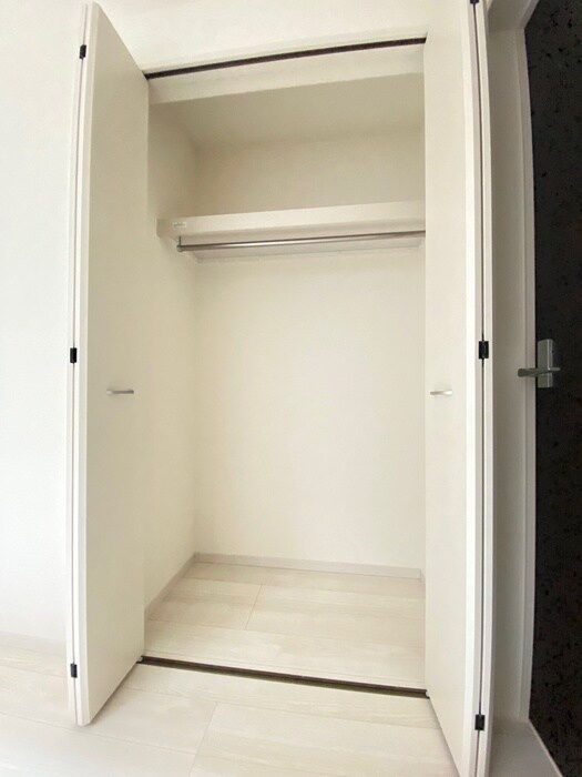 物件内観写真11　(収納)