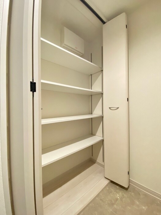 物件内観写真18　(靴箱)