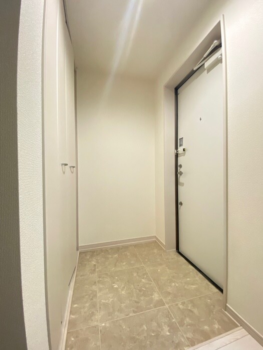 物件内観写真19　(玄関)