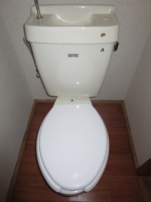 物件内観写真10　(トイレ)