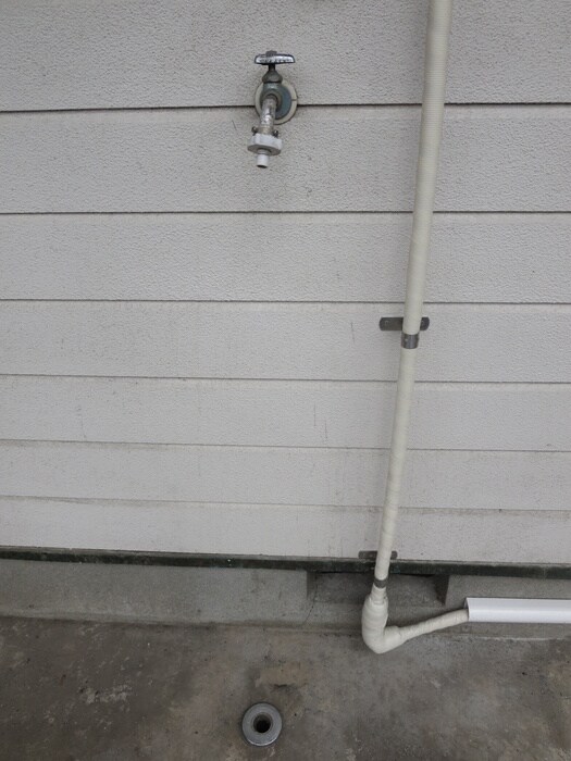 物件内観写真12　(洗濯機置場)