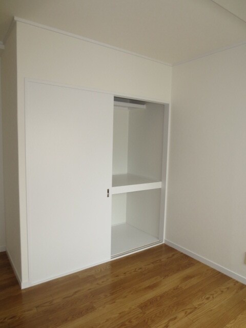 物件内観写真11　(収納)