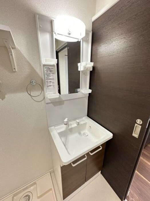 物件内観写真11　(洗面)