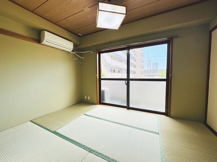 物件内観写真9　(居室)