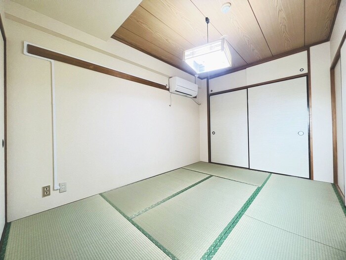 物件内観写真10　(居室)