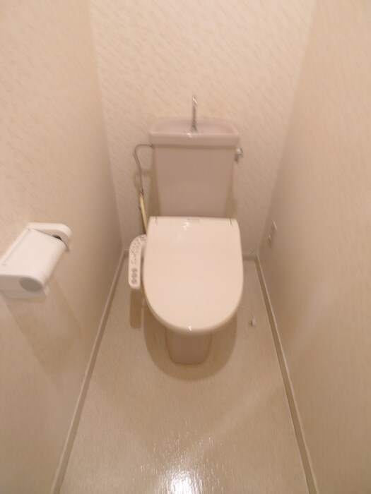 物件内観写真12　(トイレ)