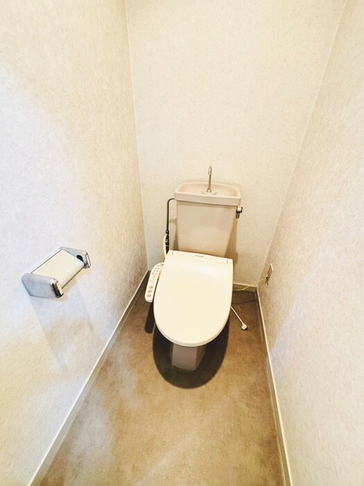 物件内観写真14　(トイレ)