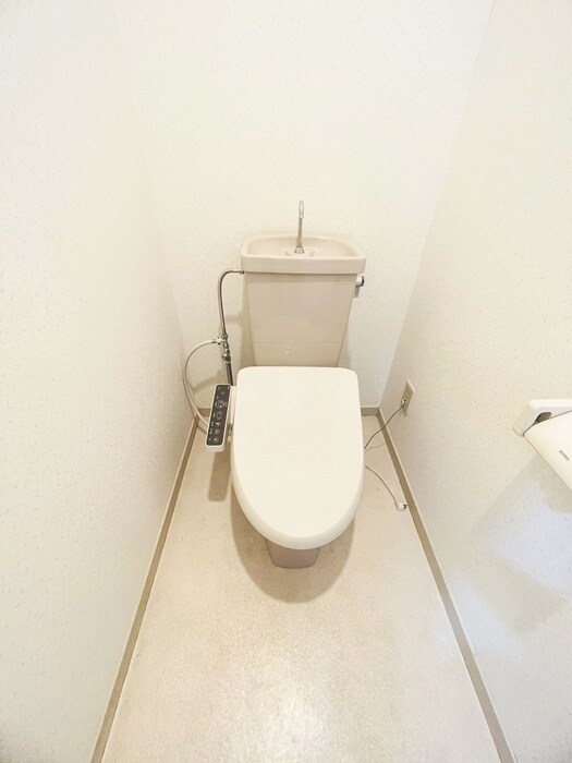 物件内観写真15　(トイレ)