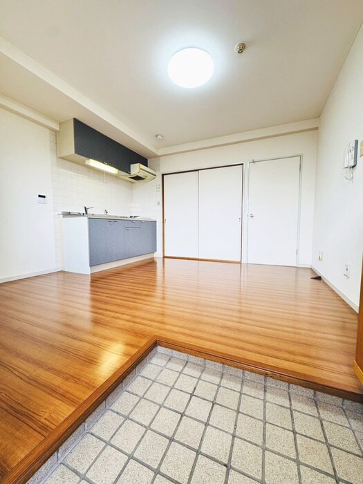 物件内観写真15　(廊下)