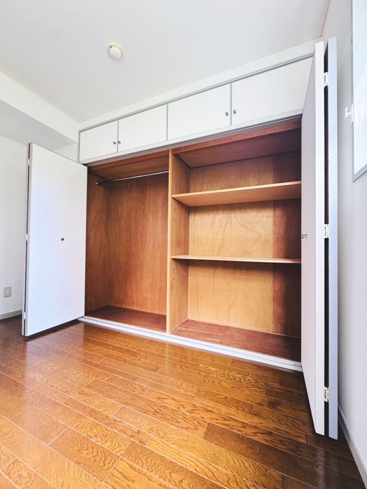 物件内観写真16　(収納)