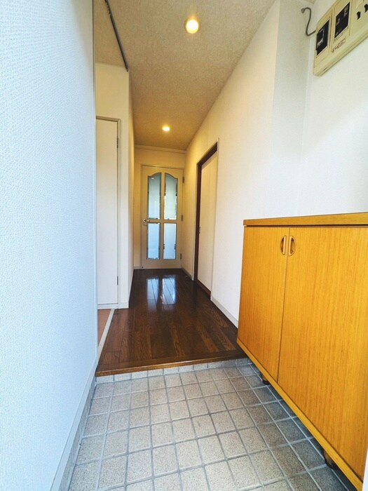 物件内観写真17　(廊下)