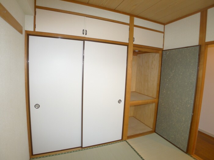 物件内観写真21　(収納)