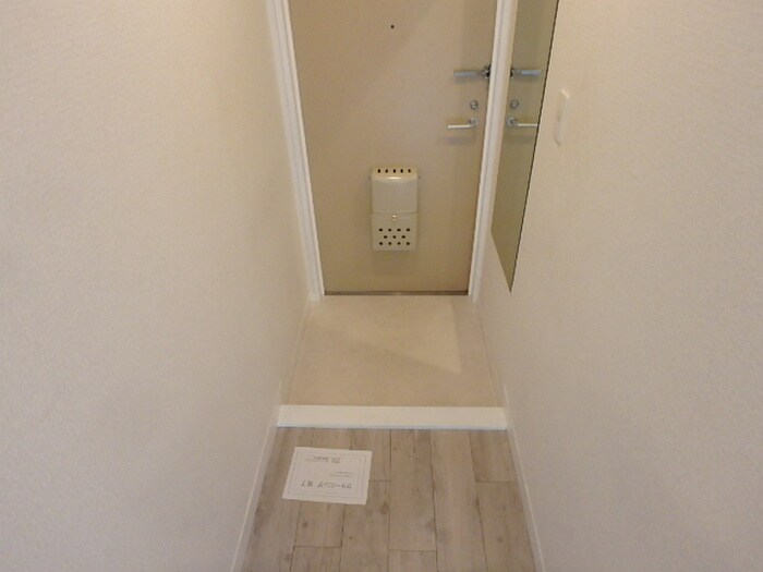 物件内観写真22　(玄関)