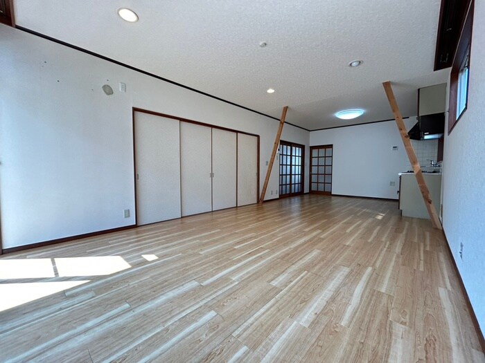 物件内観写真7　(居室)