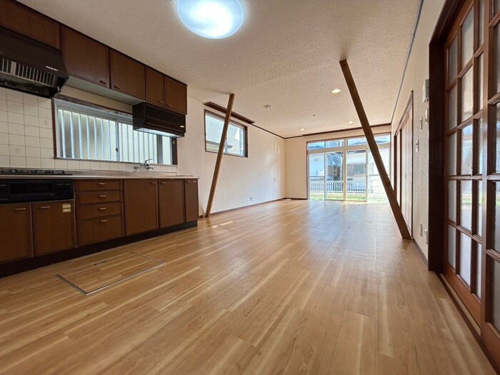 物件内観写真8　(居室)