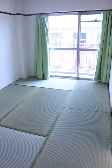 物件内観写真11　(居室)