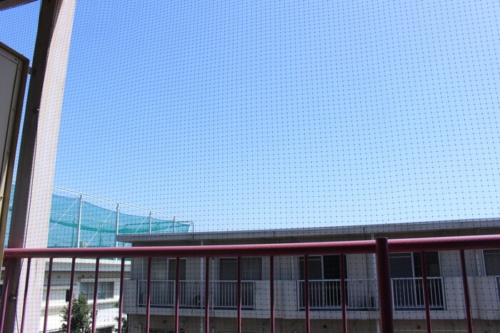 物件内観写真18　(室内からの展望)