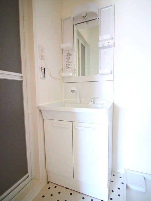 物件内観写真13　(洗面)