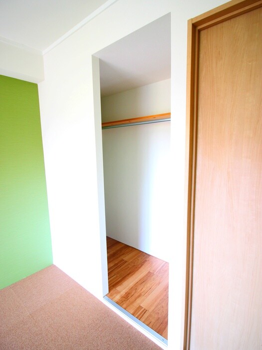 物件内観写真18　(収納)