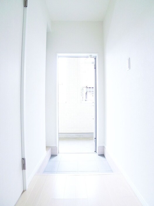 物件内観写真19　(廊下)