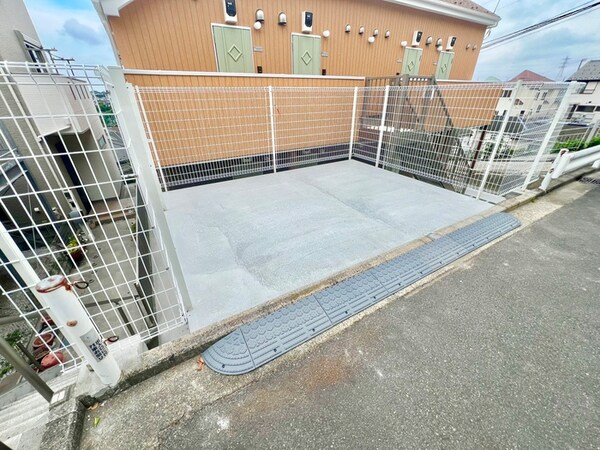 バイク置き場