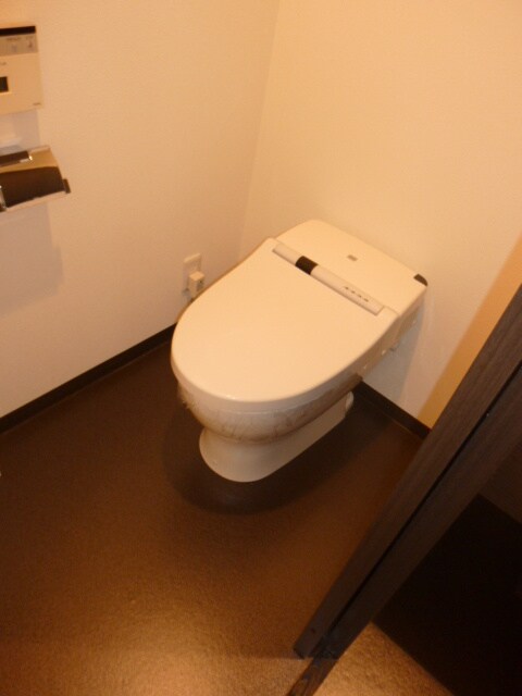 物件内観写真14　(トイレ)