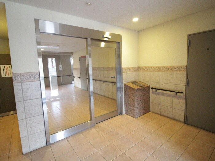 物件外観写真3　(建物設備)