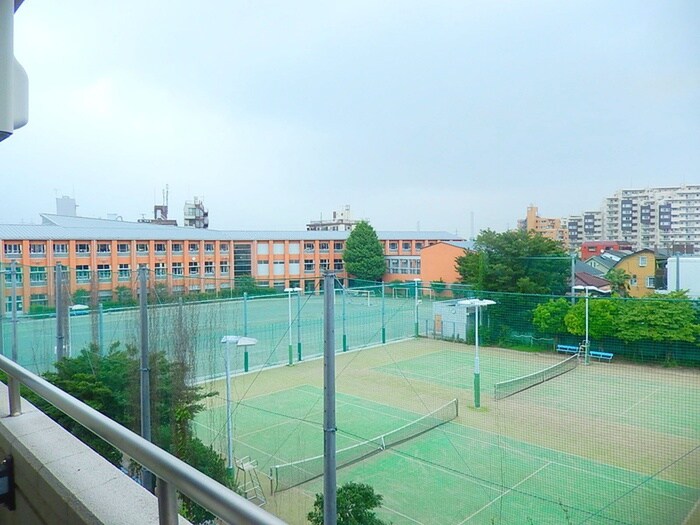 物件内観写真19　(室内からの展望)