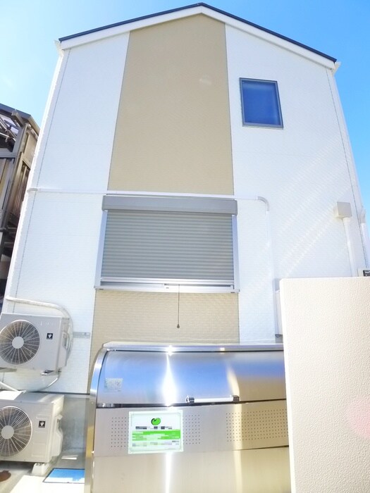 物件外観写真2　(外観写真)