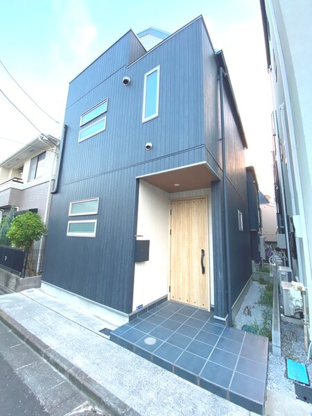西蒲田２丁目貸家外観写真