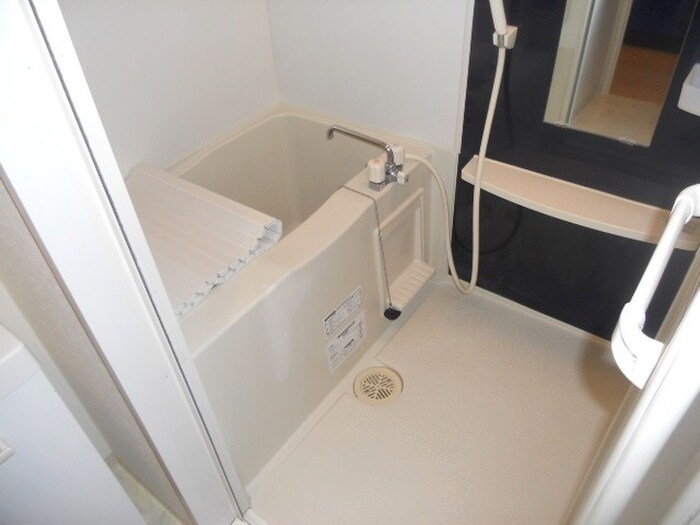 物件内観写真8　(バス／シャワールーム等)