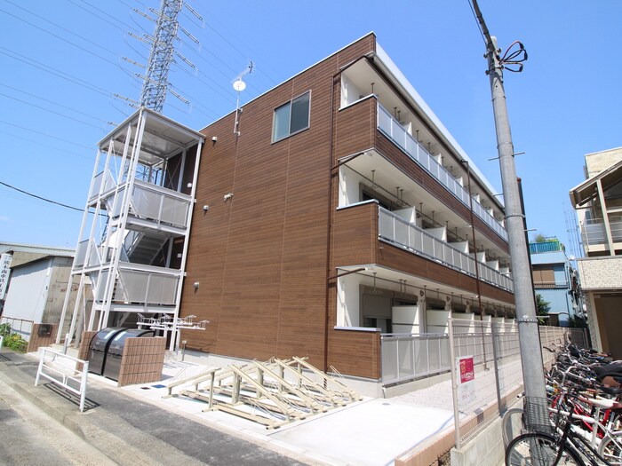 物件外観写真1　(外観写真)