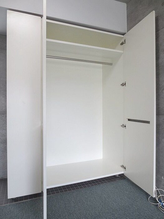 物件内観写真11　(収納)