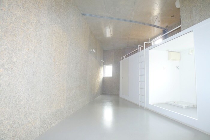 SAKAMURA HOUSEの居室