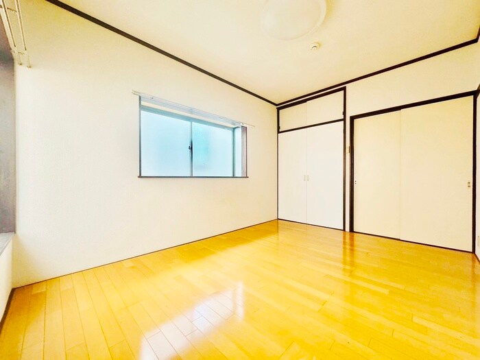 物件内観写真8　(居室)