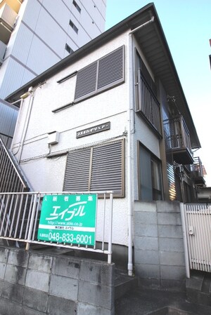コスモハイツベアー外観写真
