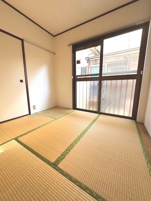 物件内観写真6　(居室)