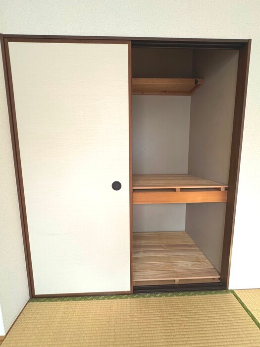 物件内観写真9　(収納)