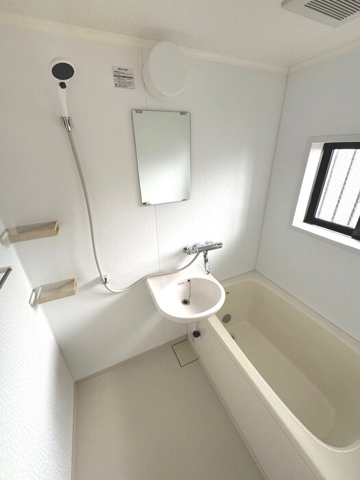 物件内観写真10　(バス／シャワールーム等)