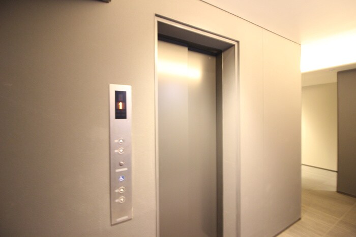 物件外観写真6　(建物設備)