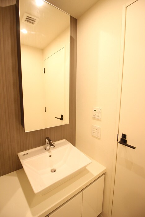 物件内観写真13　(洗面)