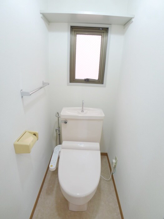 物件内観写真6　(トイレ)