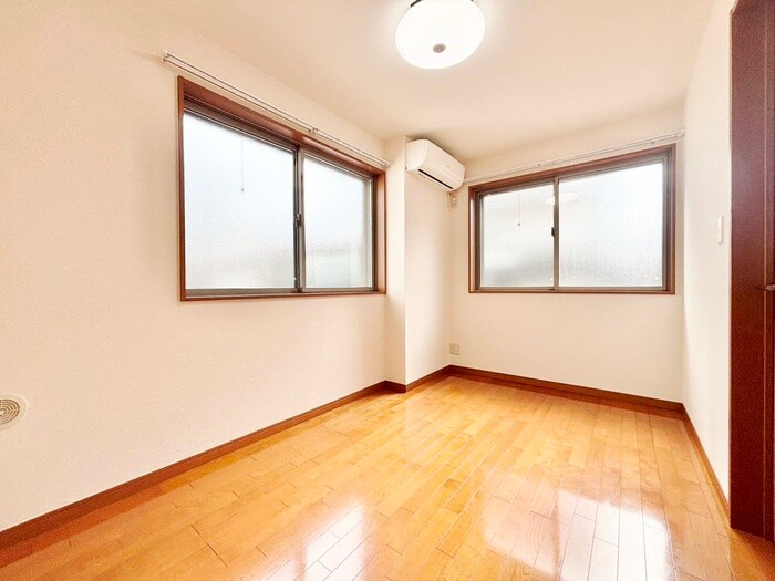 物件内観写真10　(居室)