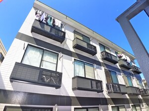 モアクラスト外観写真