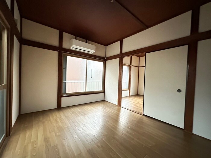 物件内観写真9　(居室)